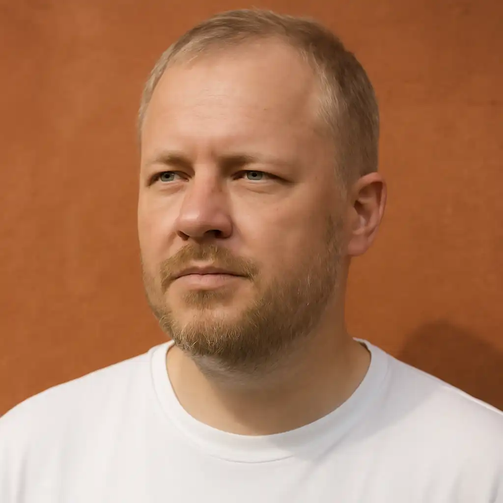 Павел Миронов